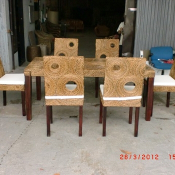 lupita set