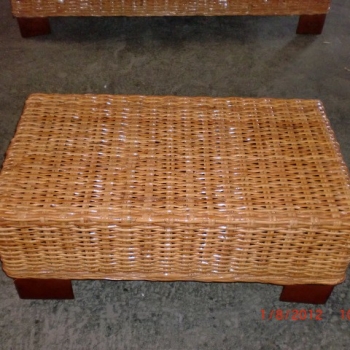 MAHILAN TABLE